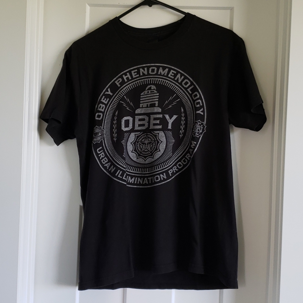Black Obey T shirt